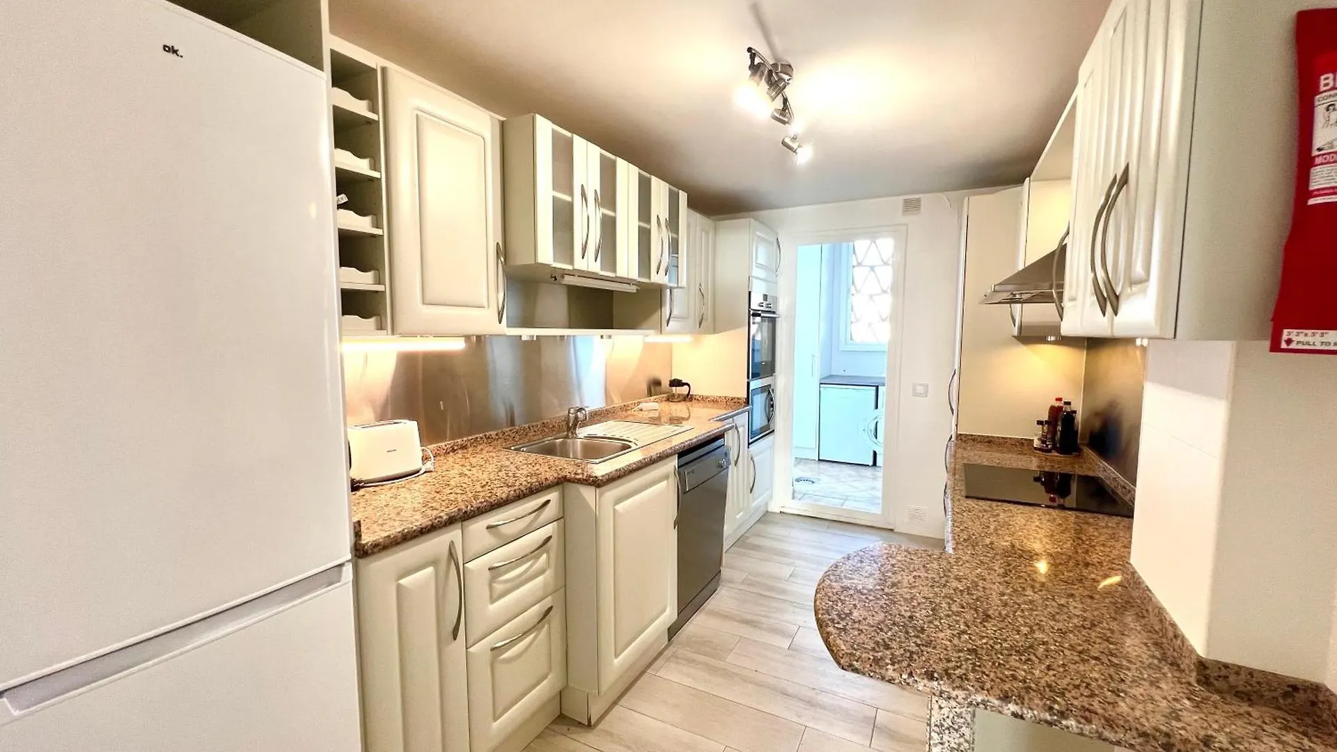 Mi Capricho Beachfront Penthouse With Terrace And Sea View Sitio de Calahonda Apartment