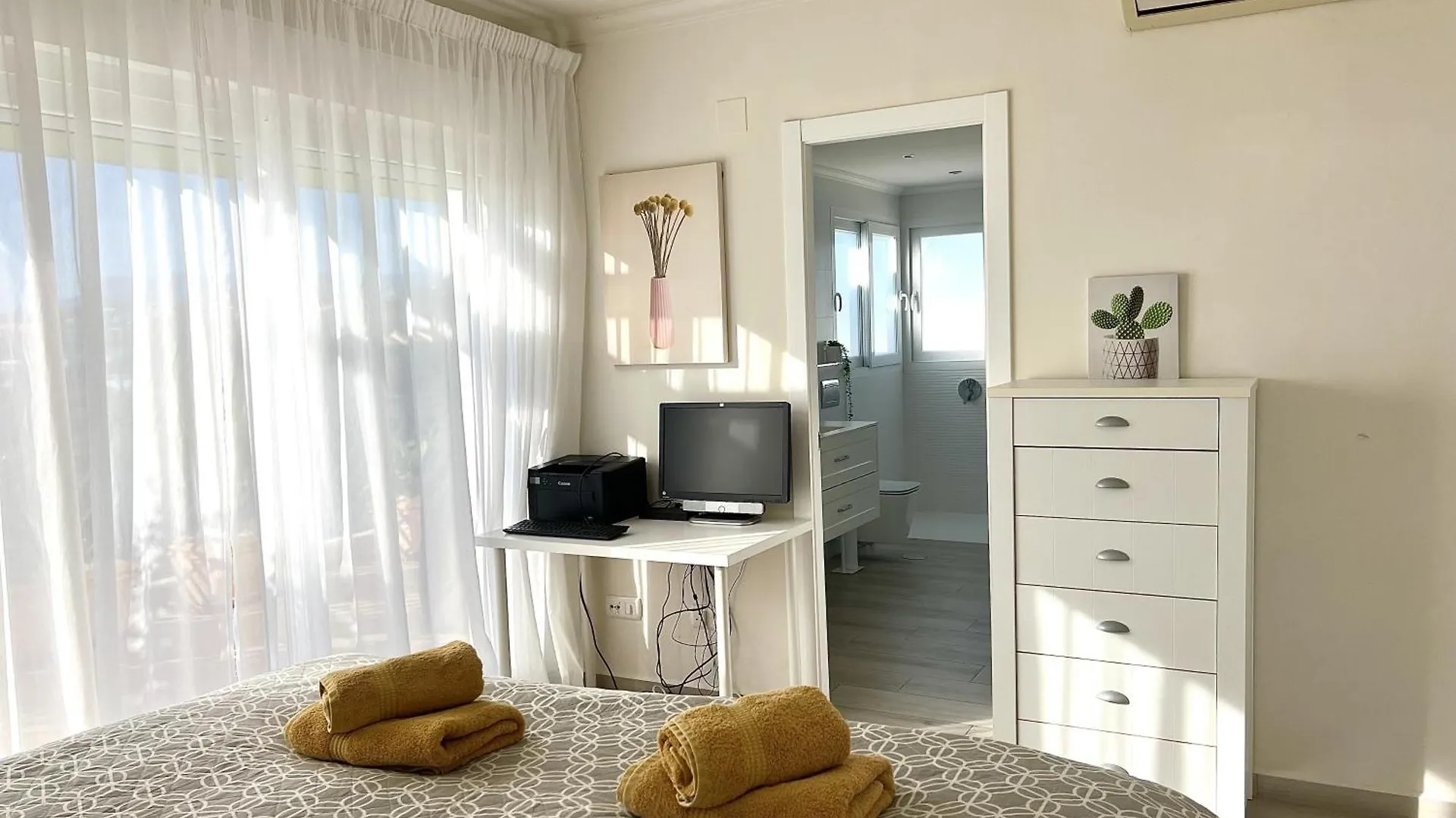Mi Capricho Beachfront Penthouse With Terrace And Sea View Sitio de Calahonda 0*,